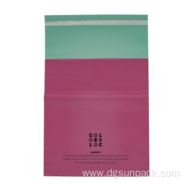 clothings bagged packaged courier custom poly mailers